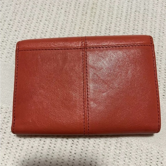 Y2K Coach Ashley Pleated Leather Tri-Fold Leather Wallet Coral - Picture 2 of 8